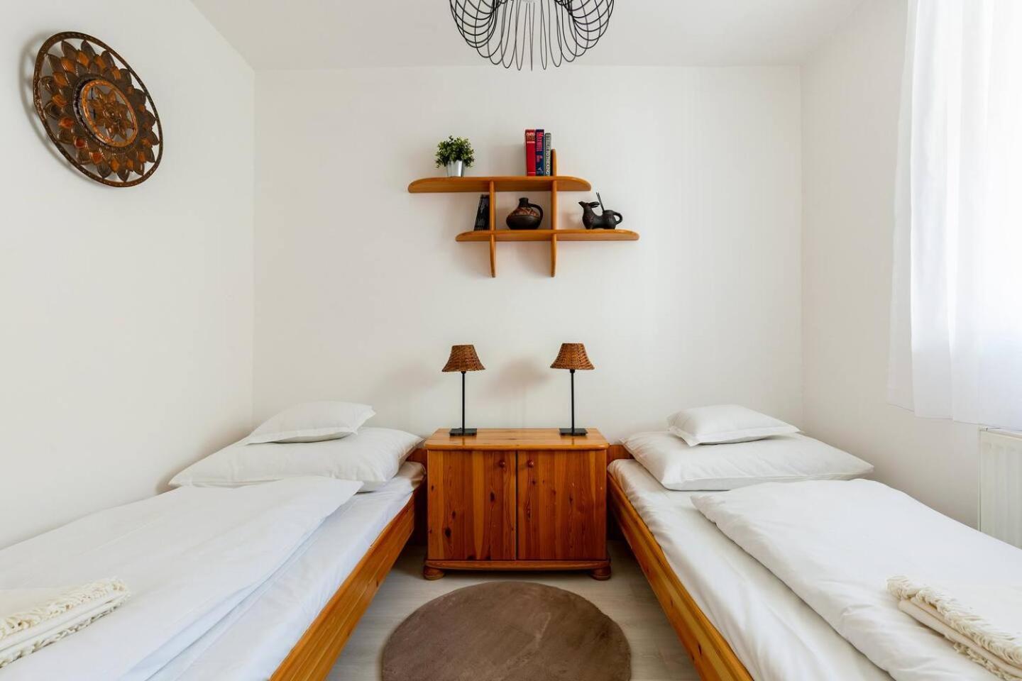 Flat White Apartment Budapest Ngoại thất bức ảnh